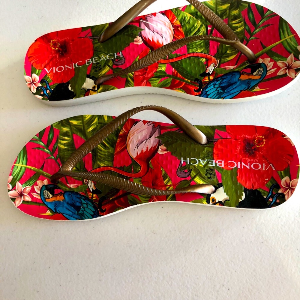 Vionic Beach flip flop sandal
